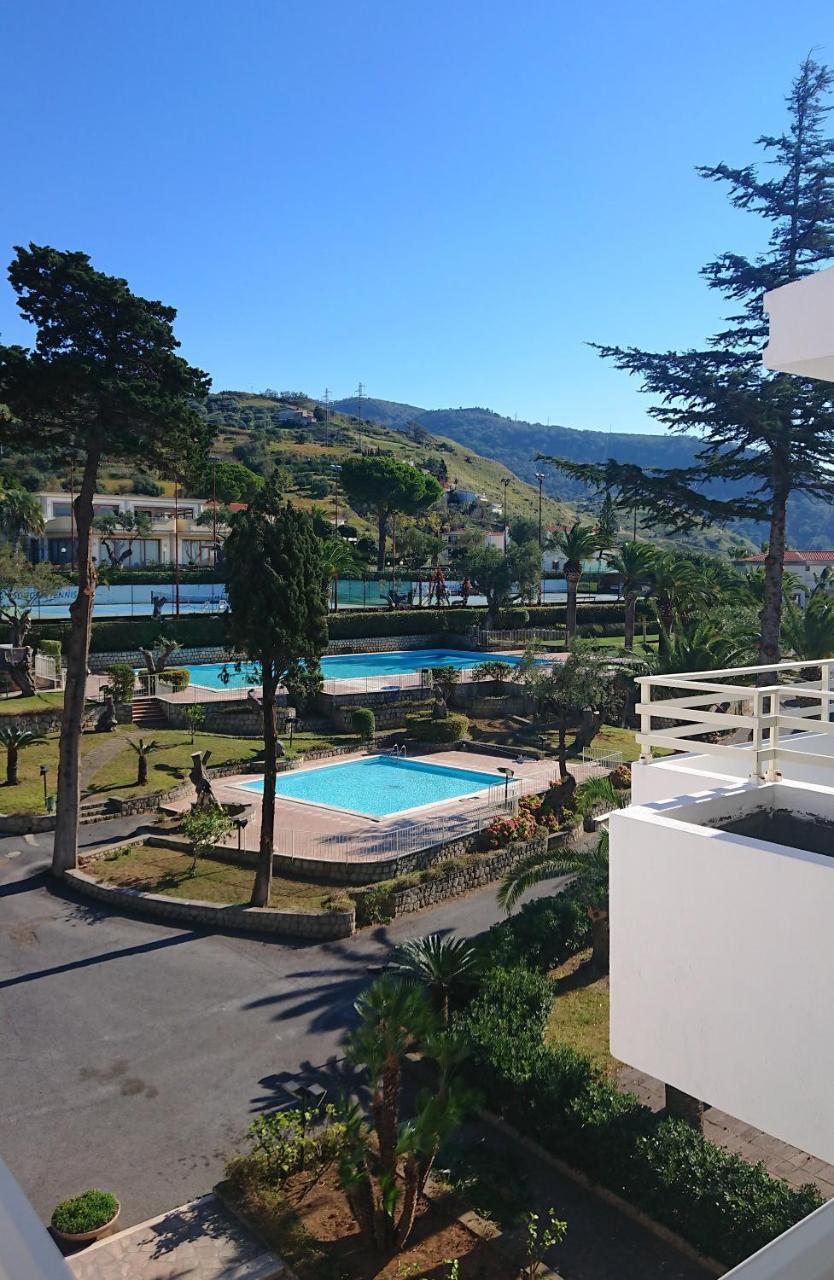Club Residence La Castellana Бельведере-Мариттимо Экстерьер фото